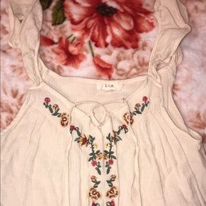 E&M Floral embroidered blouse
